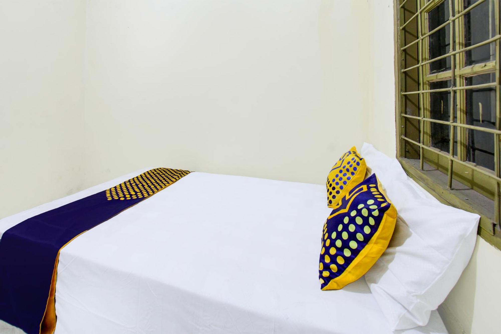 Oyo Life 93284 Kos Cendana Raya Hotel Mataram Luaran gambar